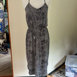 Prana Black and Gray Leaf Print Midi Dress